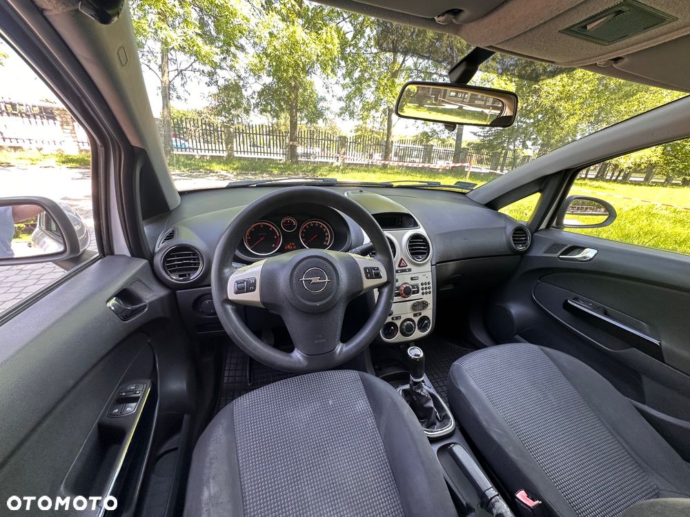 Opel Corsa - 12