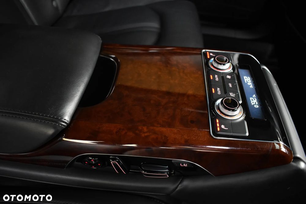 Audi A8 4.2 TDI DPF quattro tiptronic - 14