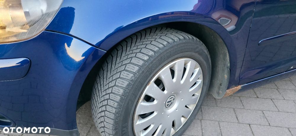 Volkswagen Golf Plus 1.9 TDI Tour - 33