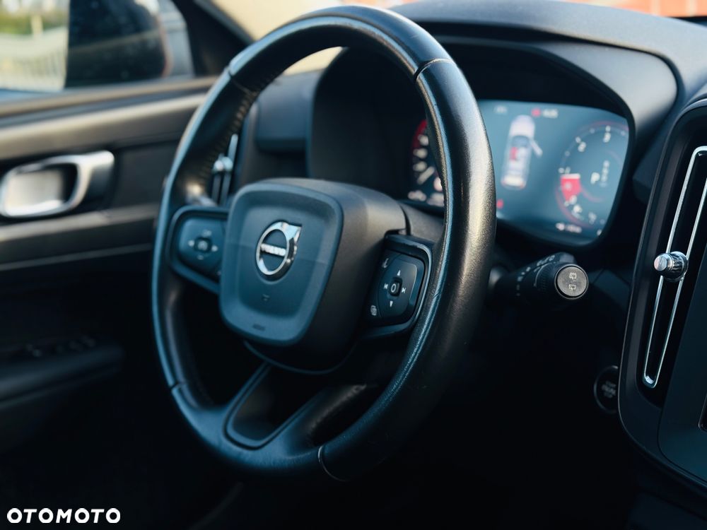 Volvo XC 40 D3 Momentum Pro - 8