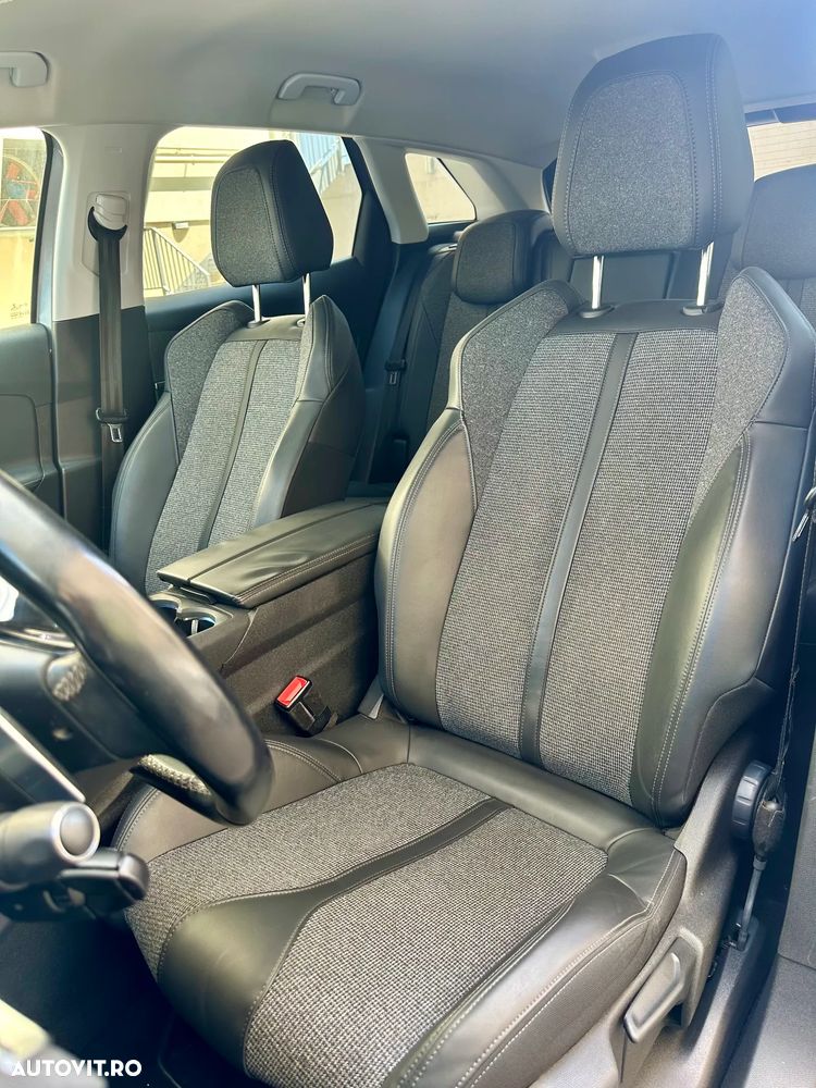 Peugeot 3008 - 5
