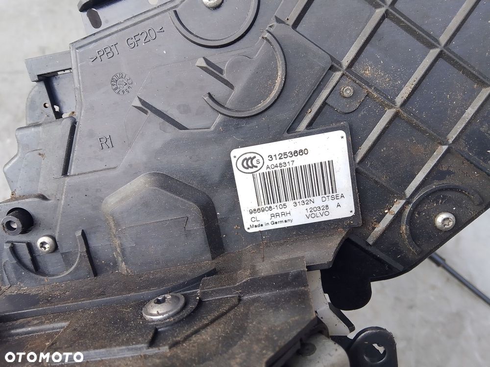 zamek prawy tył volvo v70 iii 31253660 - 2