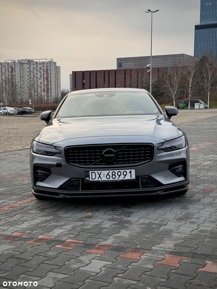 Volvo S60 T5 R-Design - 5