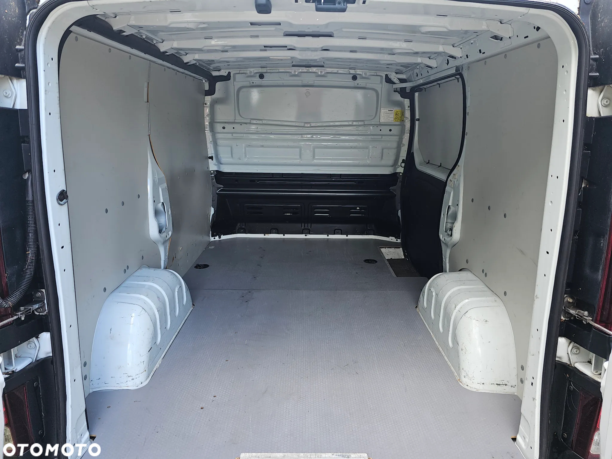 Opel Vivaro - 6