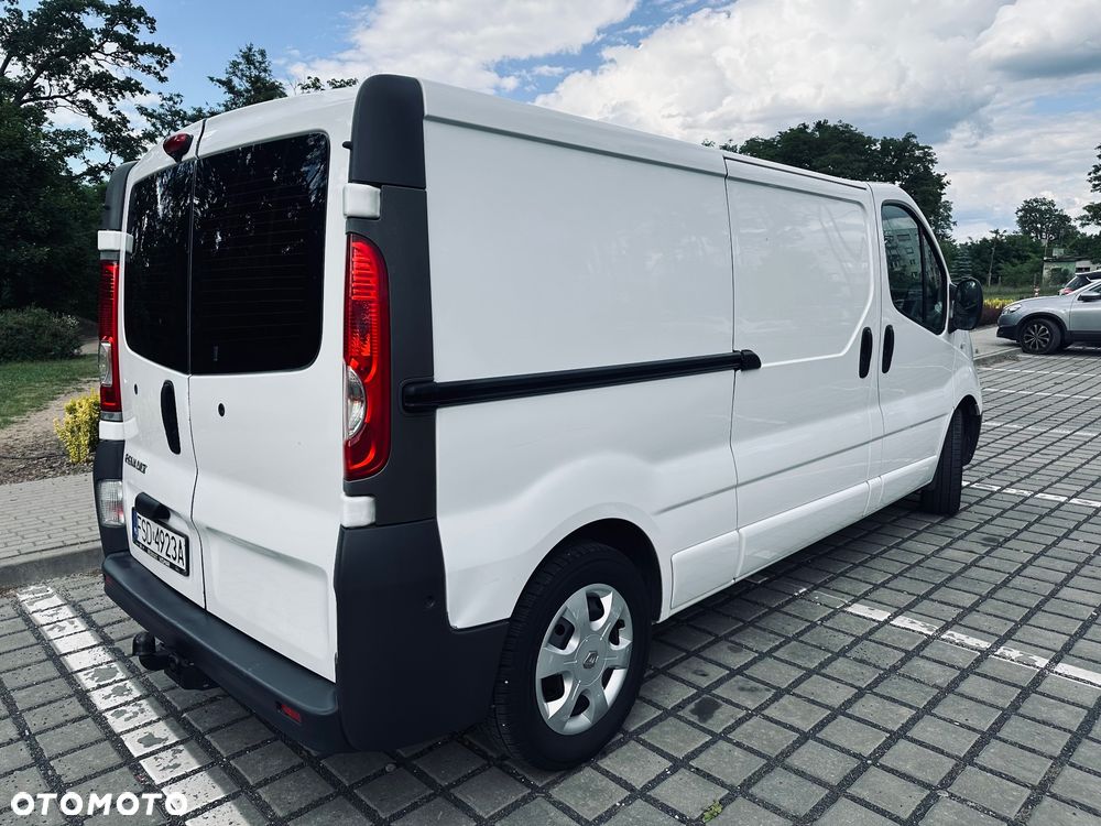 Renault Vivaro - 3