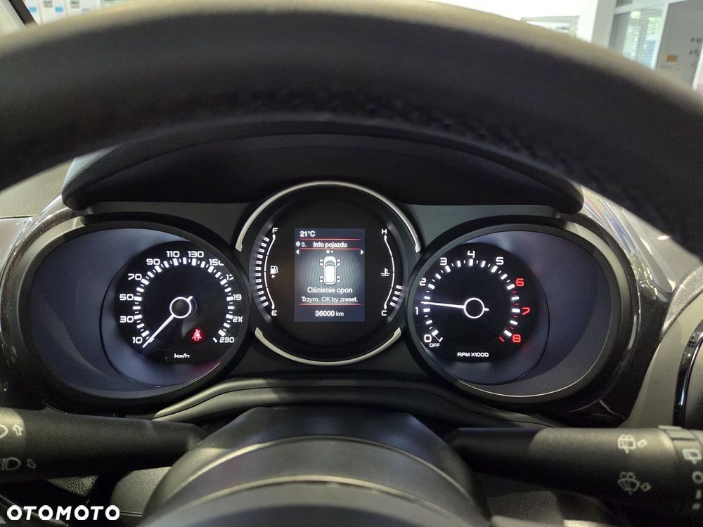 Fiat 500L 1.4 16V Urban - 17