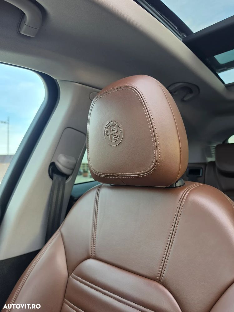 Alfa Romeo Stelvio - 9