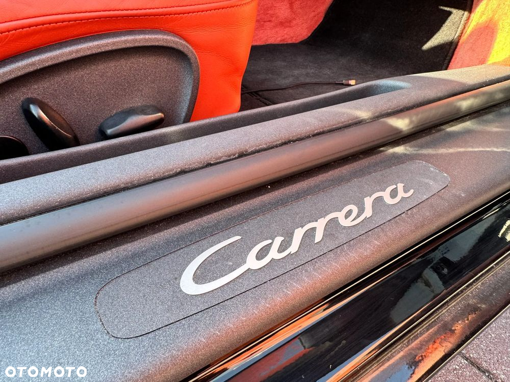 Porsche 911 Carrera Cabrio - 36