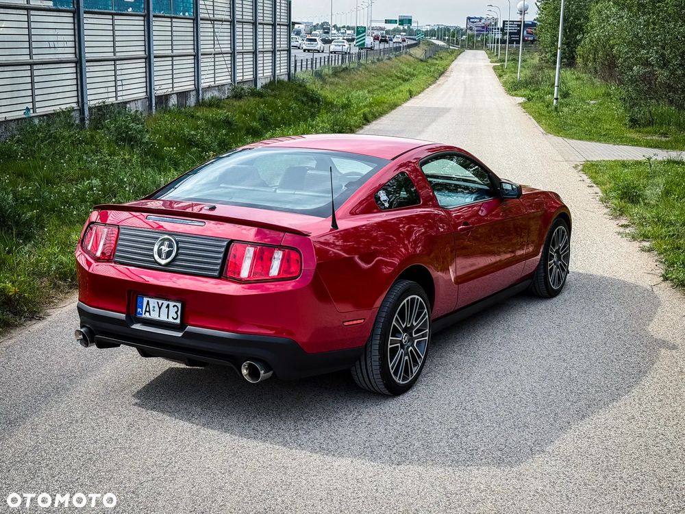 Ford Mustang 3.7 V6 Premium - 6