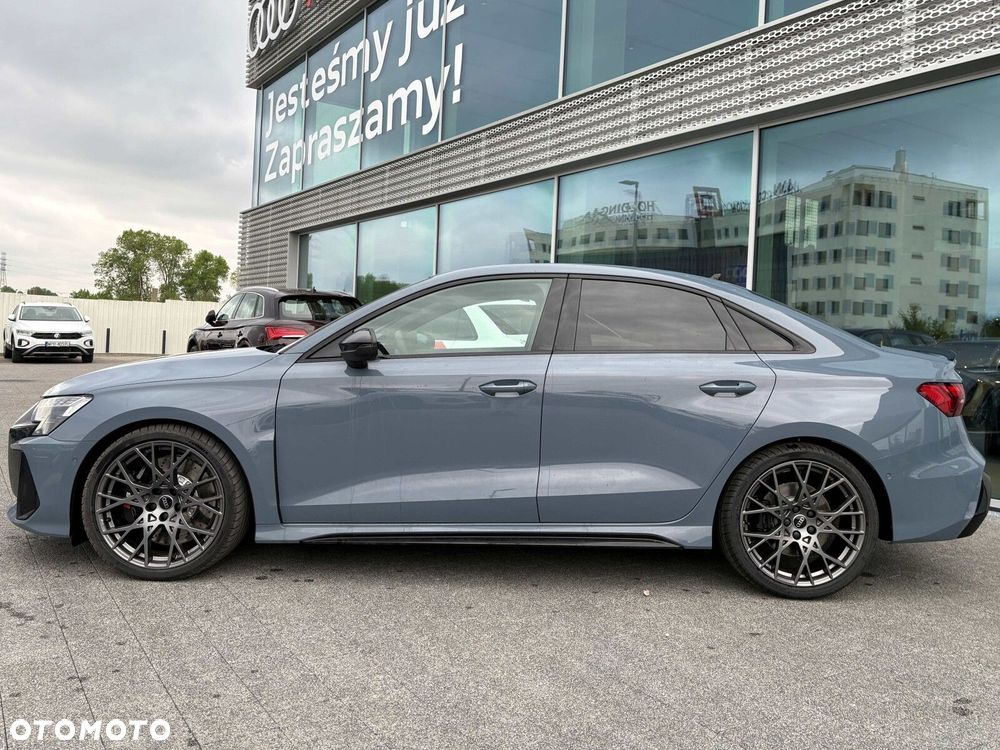 Audi RS3 Limousine - 5