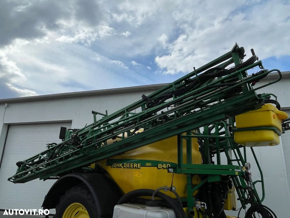 John Deere 840 - 10