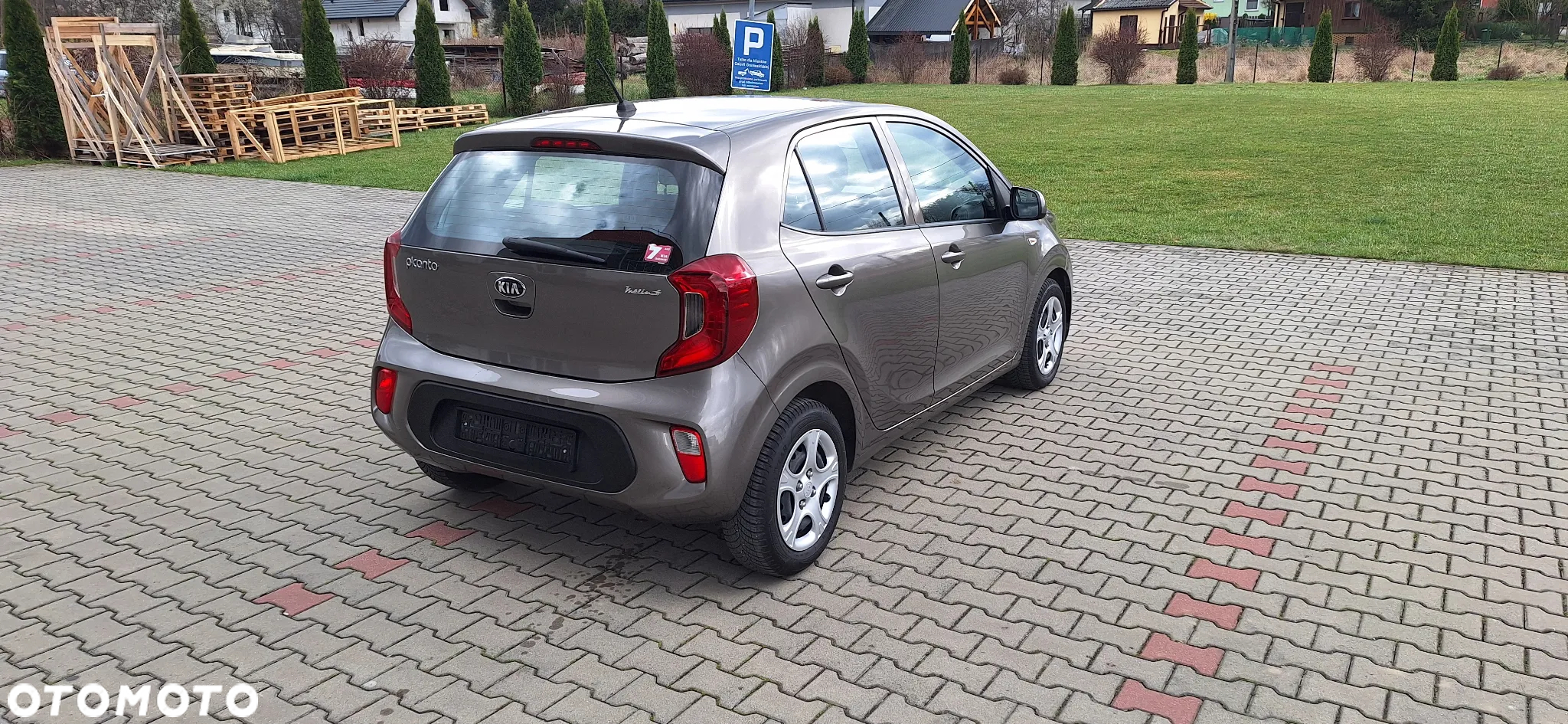 Kia Picanto - 4