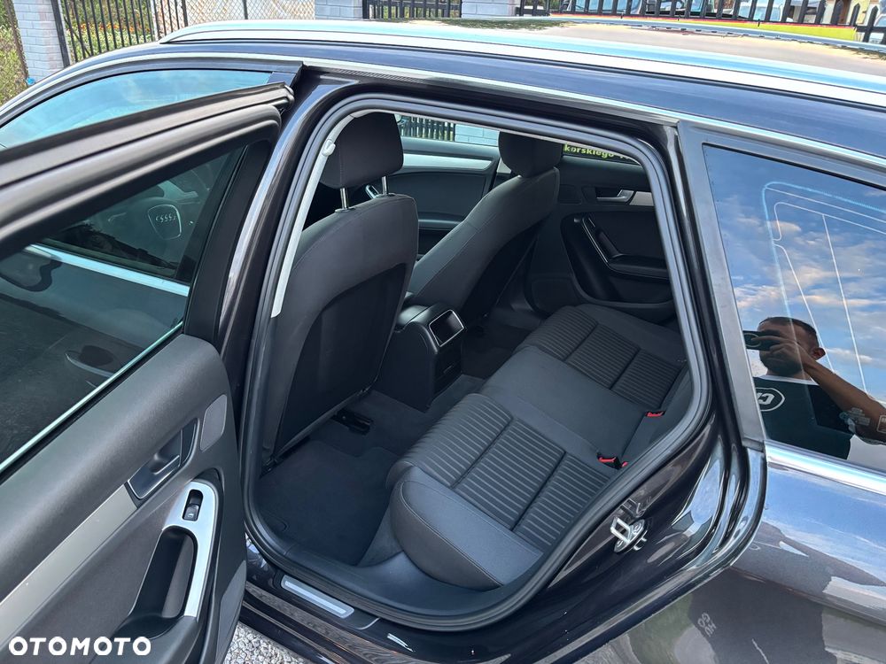 Audi A4 Avant - 9