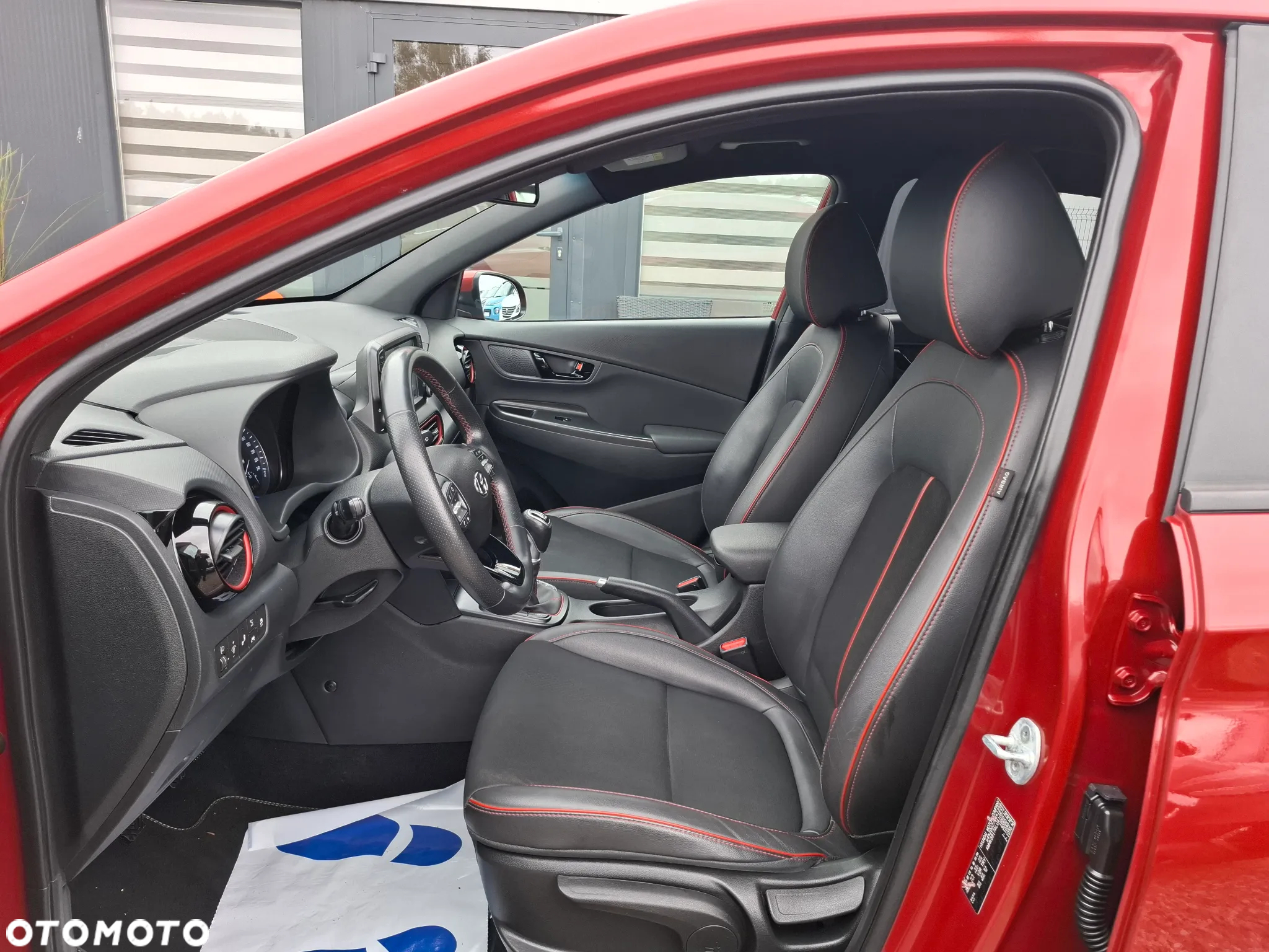 Hyundai Kona - 17