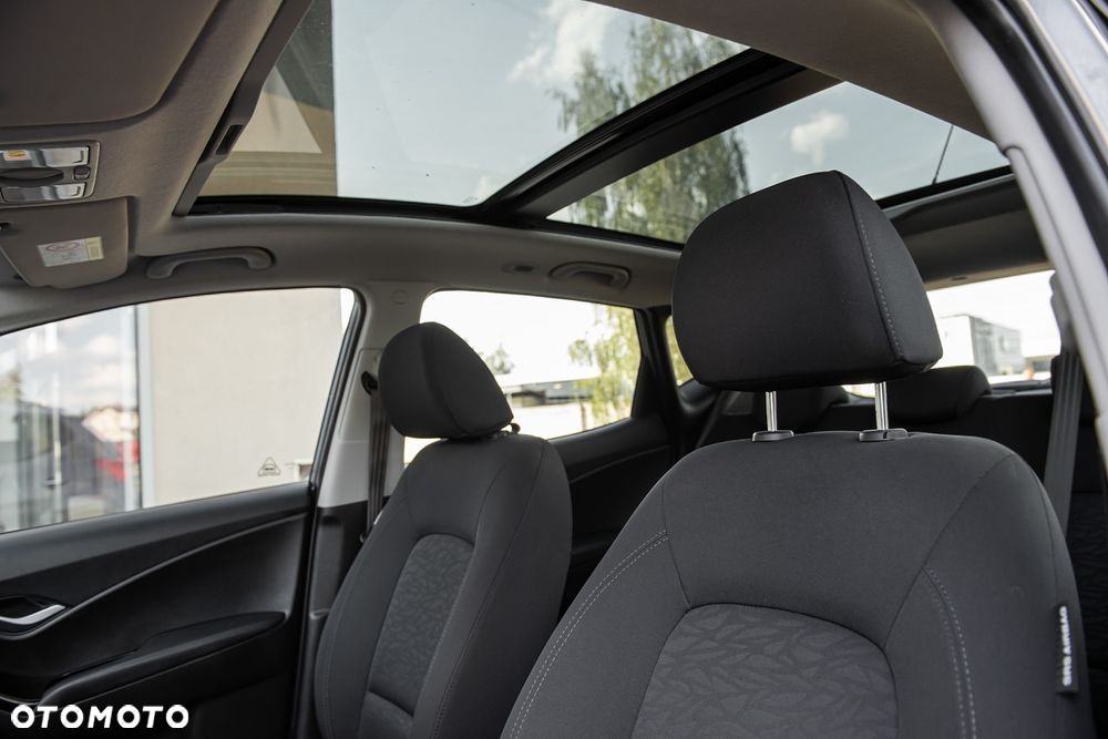 Hyundai ix20 1.6 Premium - 18