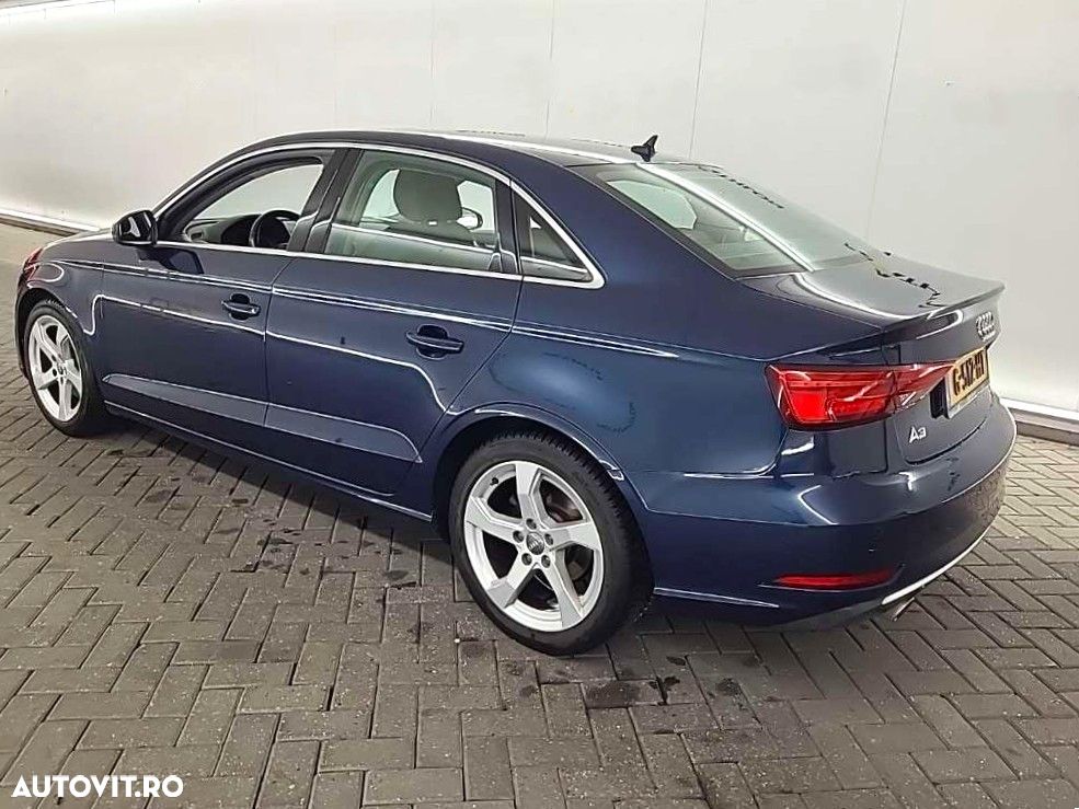 Audi A3 1.0 TFSI S tronic Sport - 4