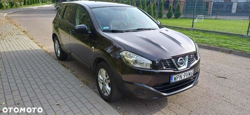 Nissan Qashqai - 1
