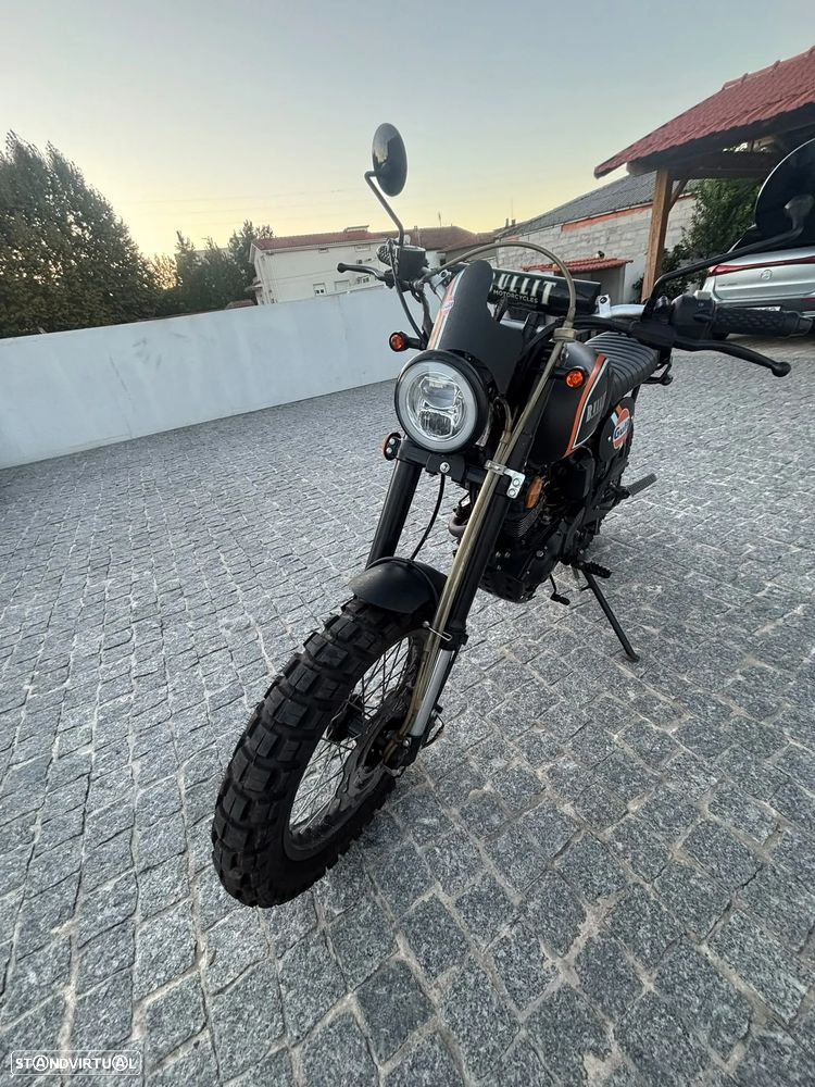 Bullit Hero 125 Hero 125 Gulf Black Limited Edition #223 - 13