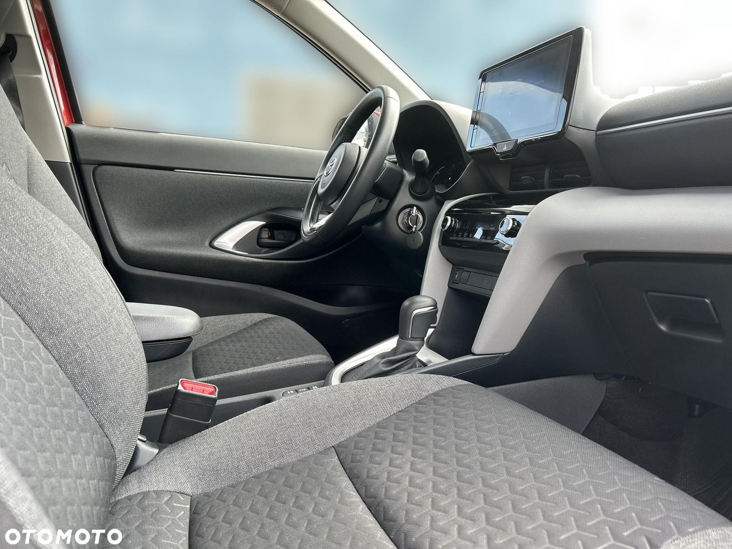 Toyota Yaris Cross - 12