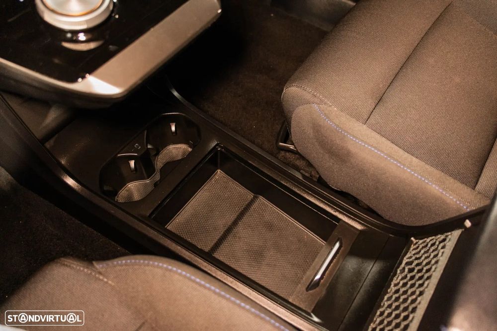 MG MG4 64 kWh Comfort - 24