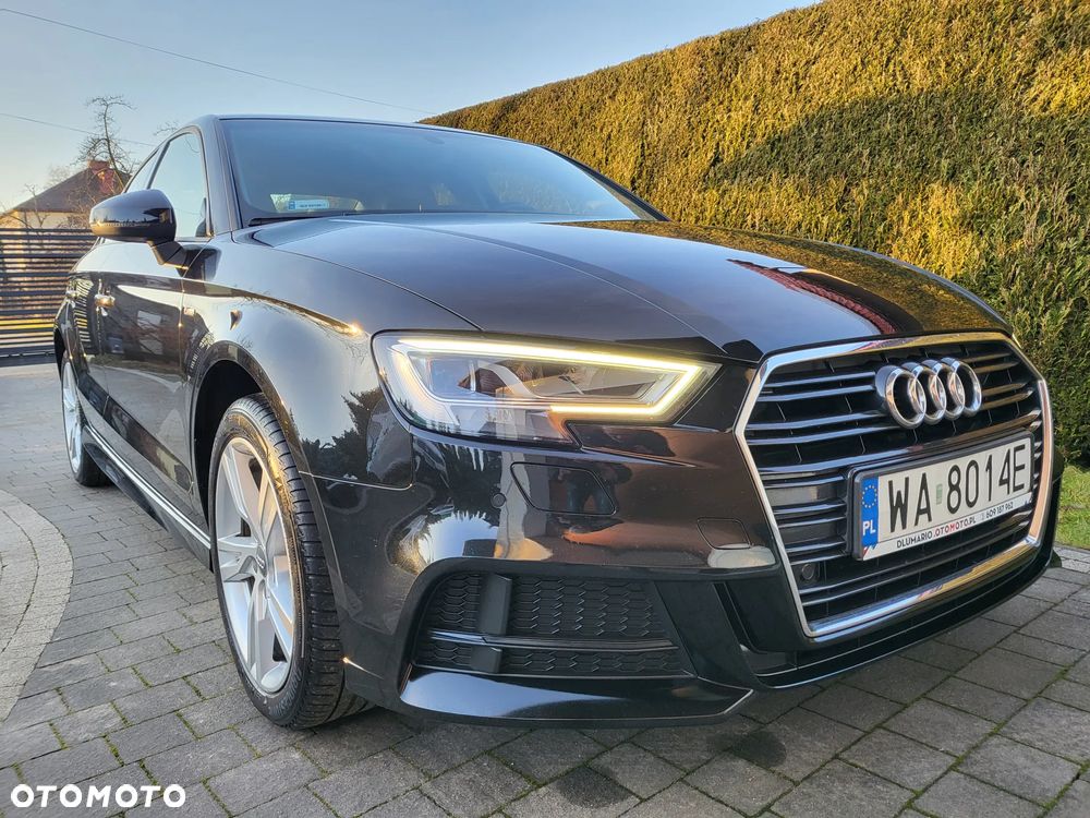 Audi A3 Limousine 35 TFSI Sport S tronic - 1