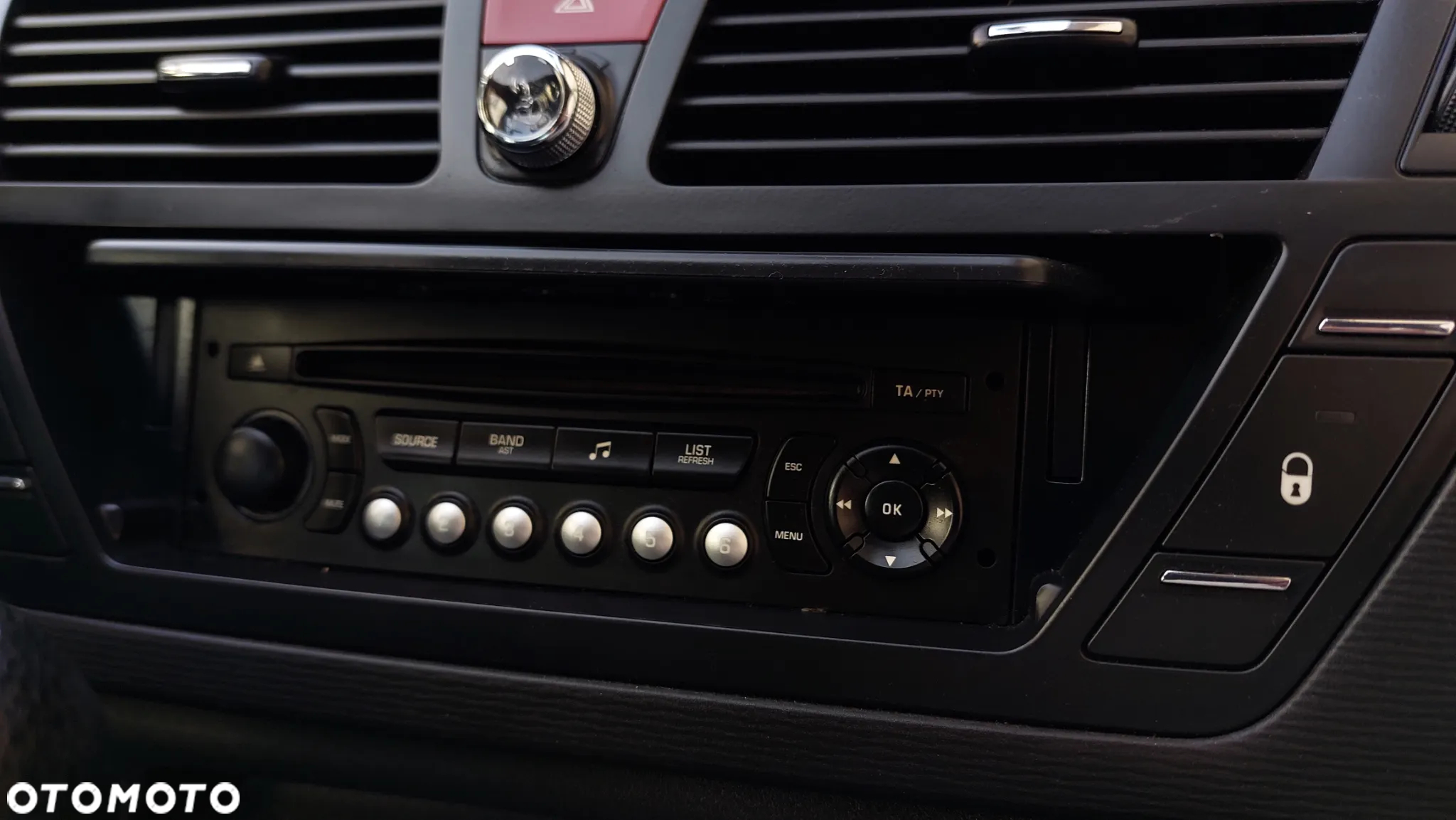 Citroën C4 Picasso 1.6 VTi Impress - 29