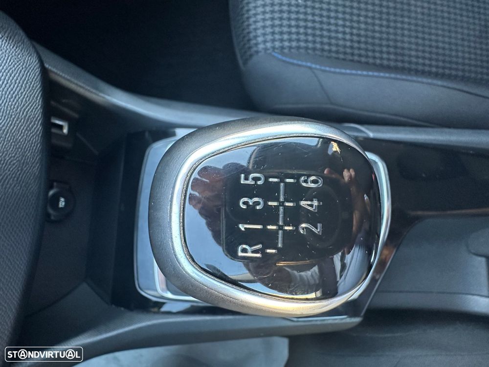 Peugeot 308 SW 1.5 BlueHDi Style - 22