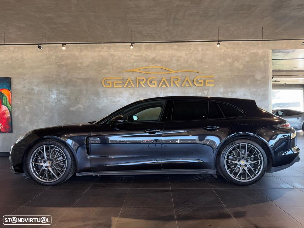 Porsche Panamera Sport Turismo - 2