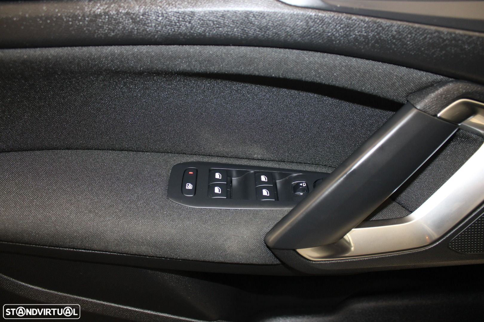 Peugeot 308 SW 1.5 BlueHDi Style - 23