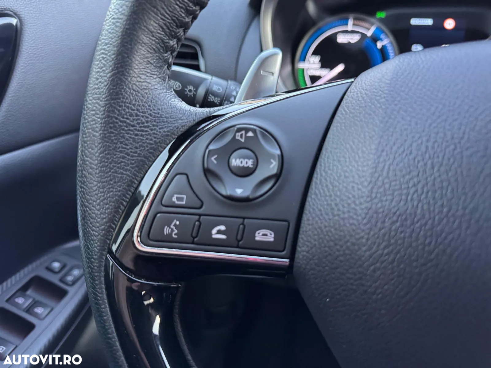 Mitsubishi Eclipse-Cross - 14
