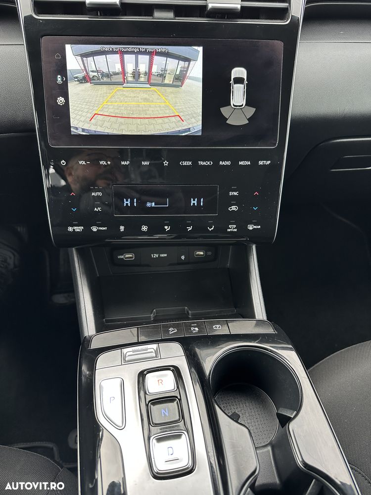 Hyundai Tucson 1.6 T-GDi HEV 2WD Select - 9