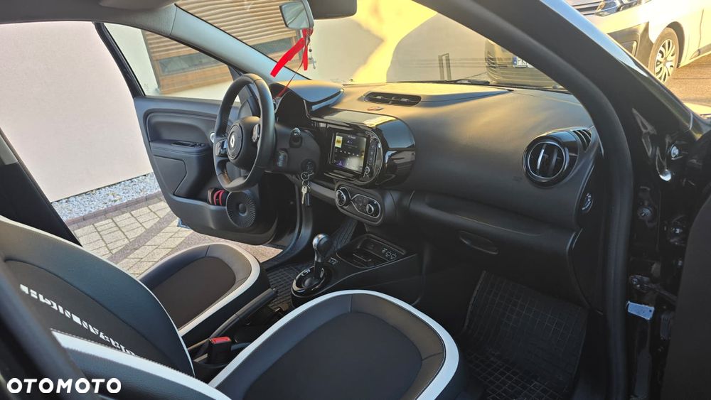 Renault Twingo Electric URBAN NIGHT - 27