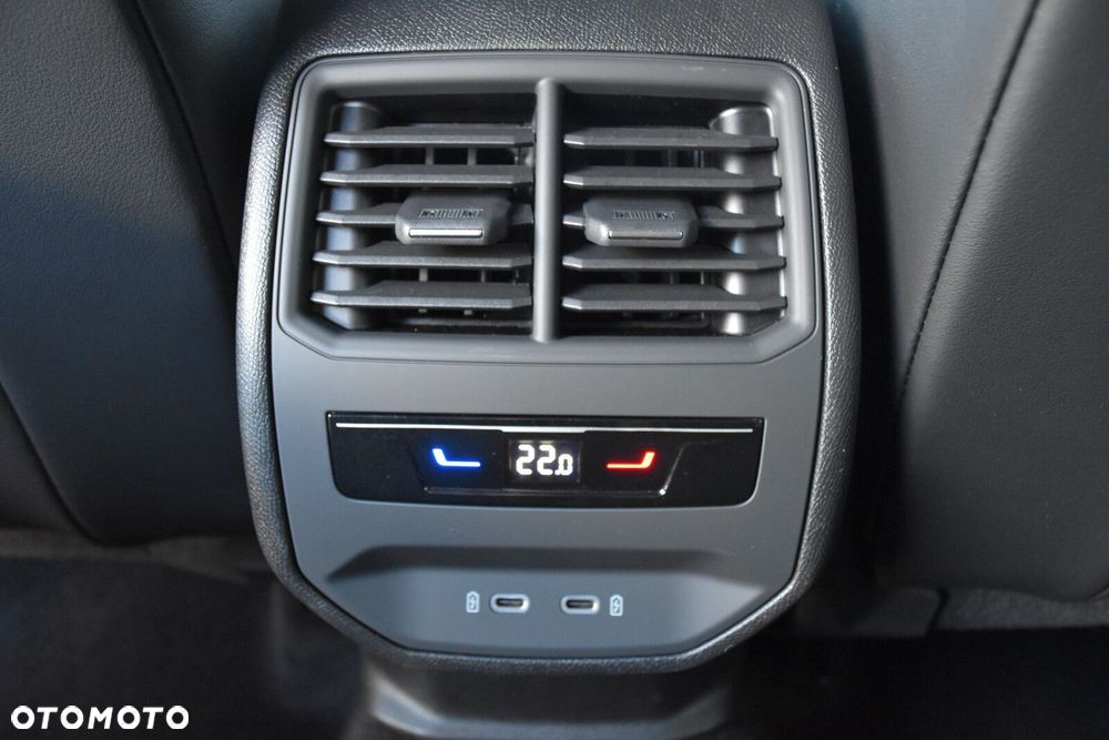 Cupra Leon 1.5 eTSI DSG - 31