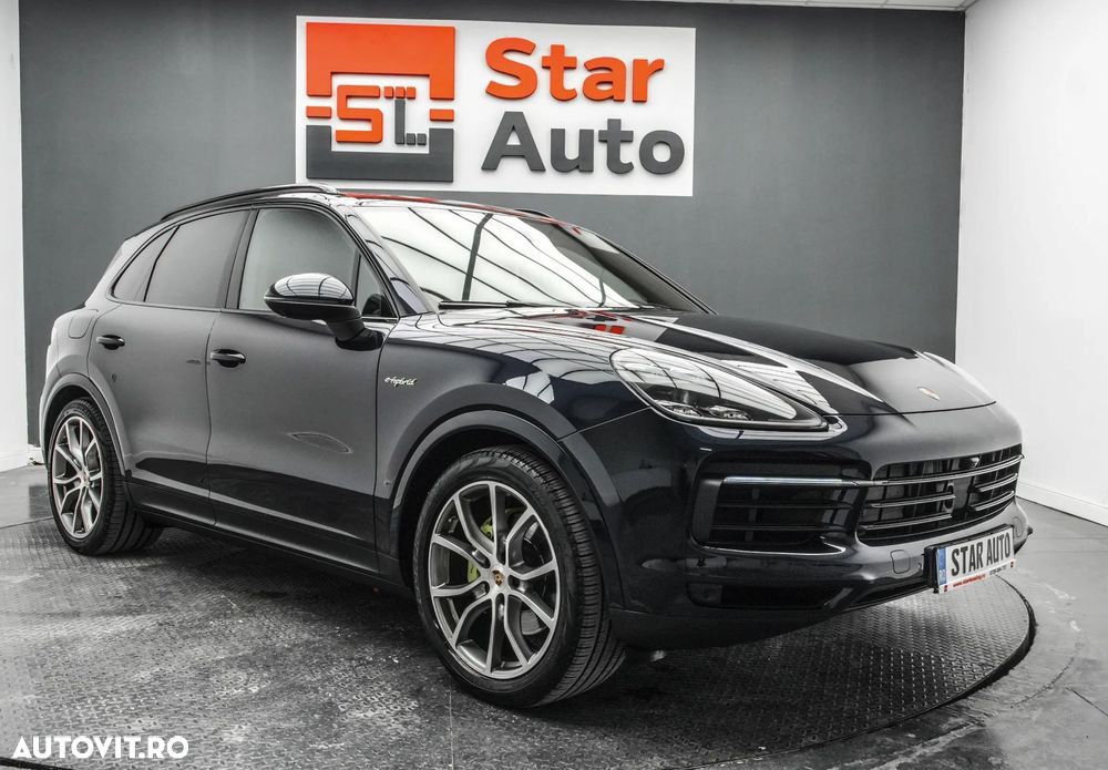 Porsche Cayenne - 4