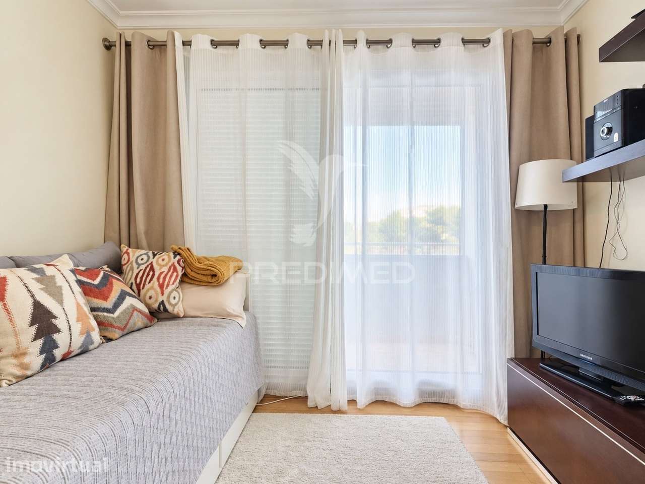Apartamento T1+1 - centro do Caniço - Grande imagem: 5/27