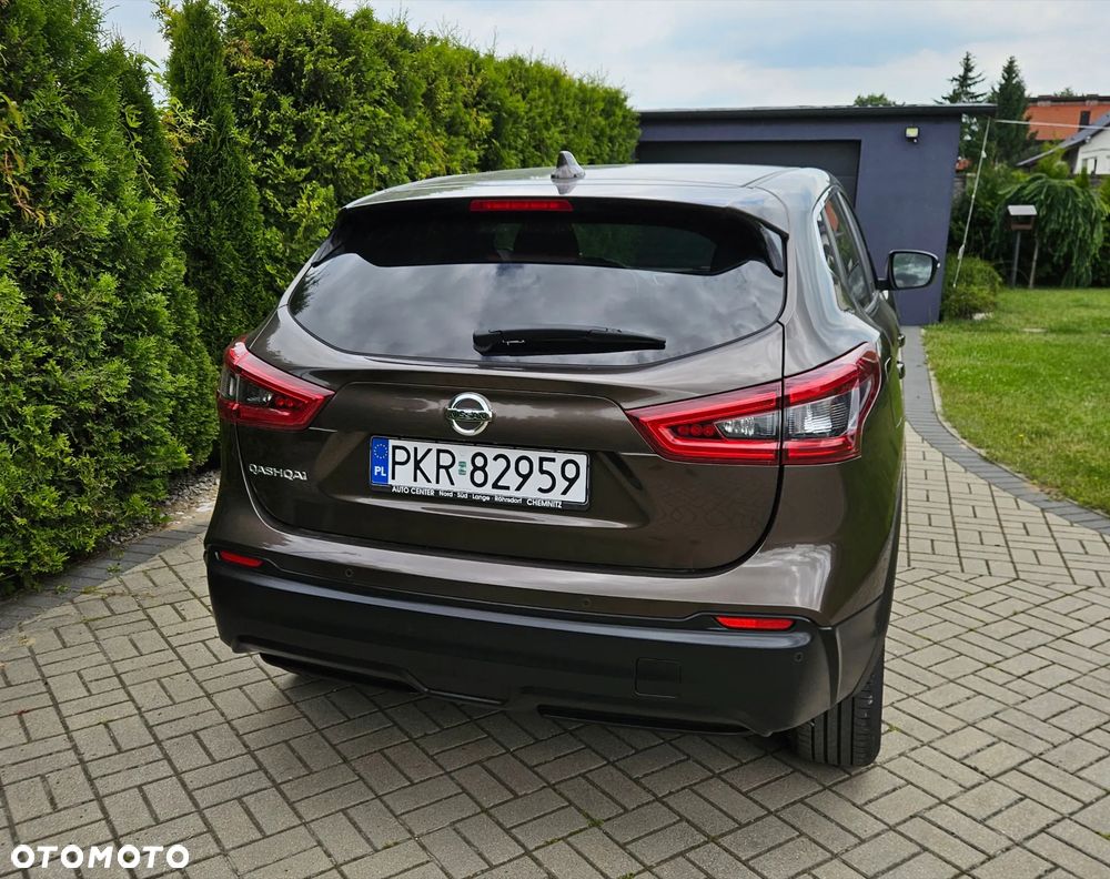 Nissan Qashqai 1.6 dCi Visia S&S - 11