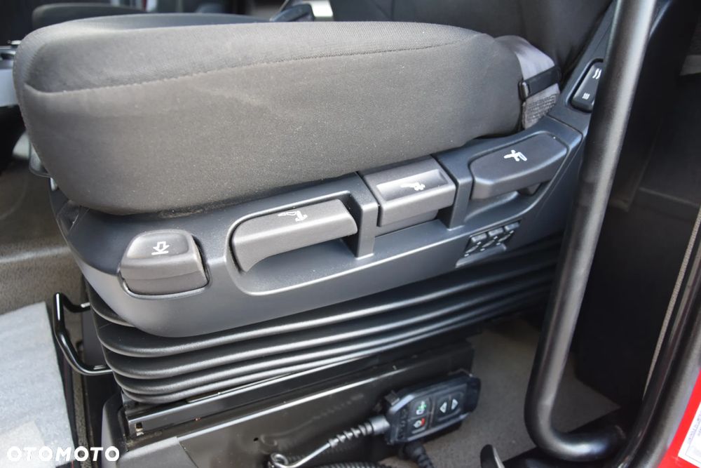 DAF XF530 / SUPER SPACE CAB / HYDRAULIKA / RETARDER / KLIMATYZACJA POSTOJOWA / ACC / NAWIGACJA / KLIMA / LEDY / FULL SPILERY / FULL OPCJA / WERSJA PREMIUM / SERWISOWANY / SPROWADZONY - 22