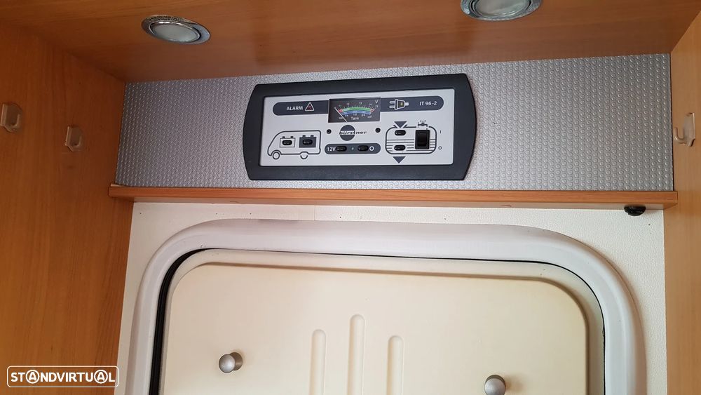 Burstner Nexxo T 687 Cama Central - 26