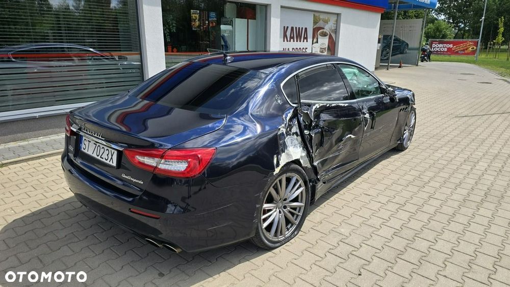 Maserati Quattroporte - 8