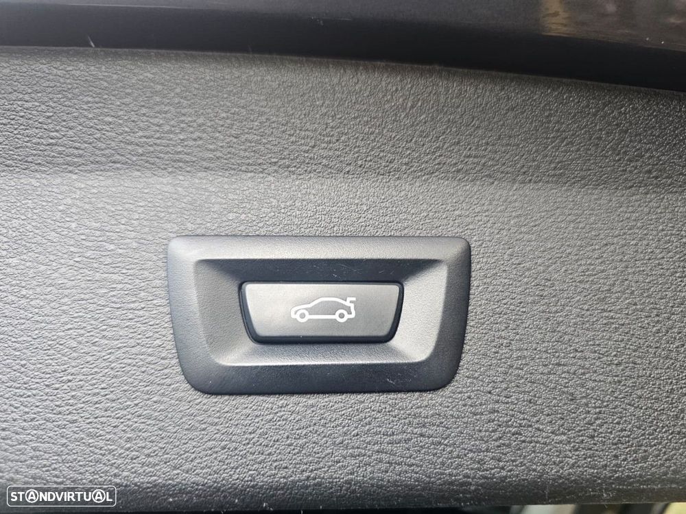 BMW X1 16 d sDrive Auto Advantage - 23