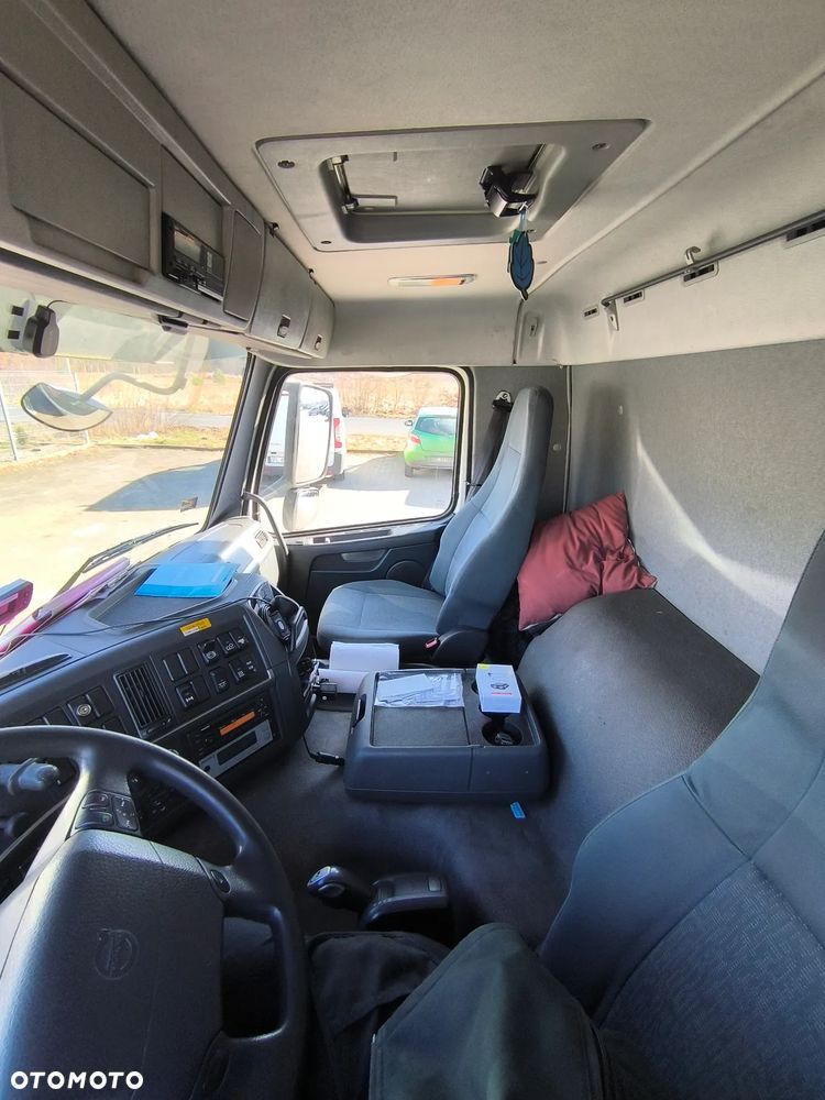 Volvo VOLVO FM 6x2 370 KM Chłodnia 23 EPAL - 17