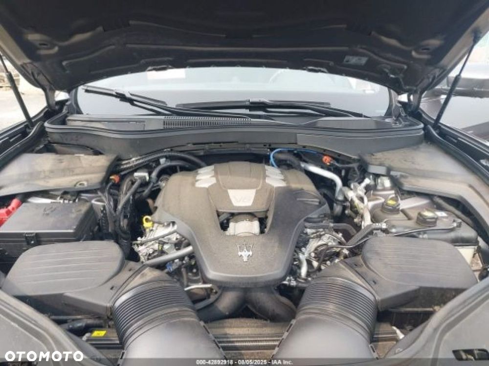 Maserati Levante - 12