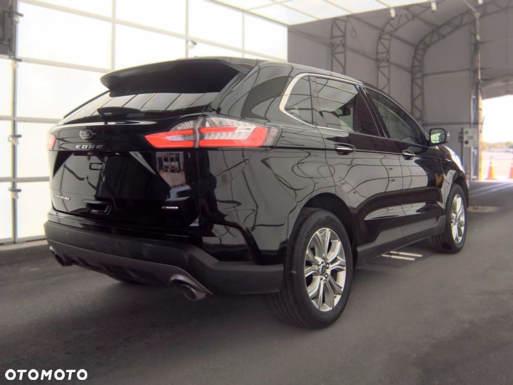 Ford Edge - 5