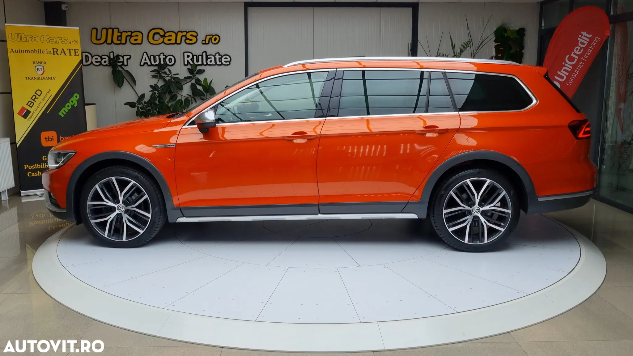 Volkswagen Passat Variant 2.0 TDI SCR DSG 4Motion Alltrack - 3