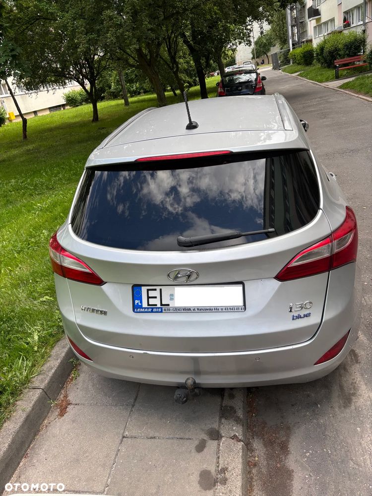 Hyundai i30 blue Kombi 1.6 GDi YES Silver - 6