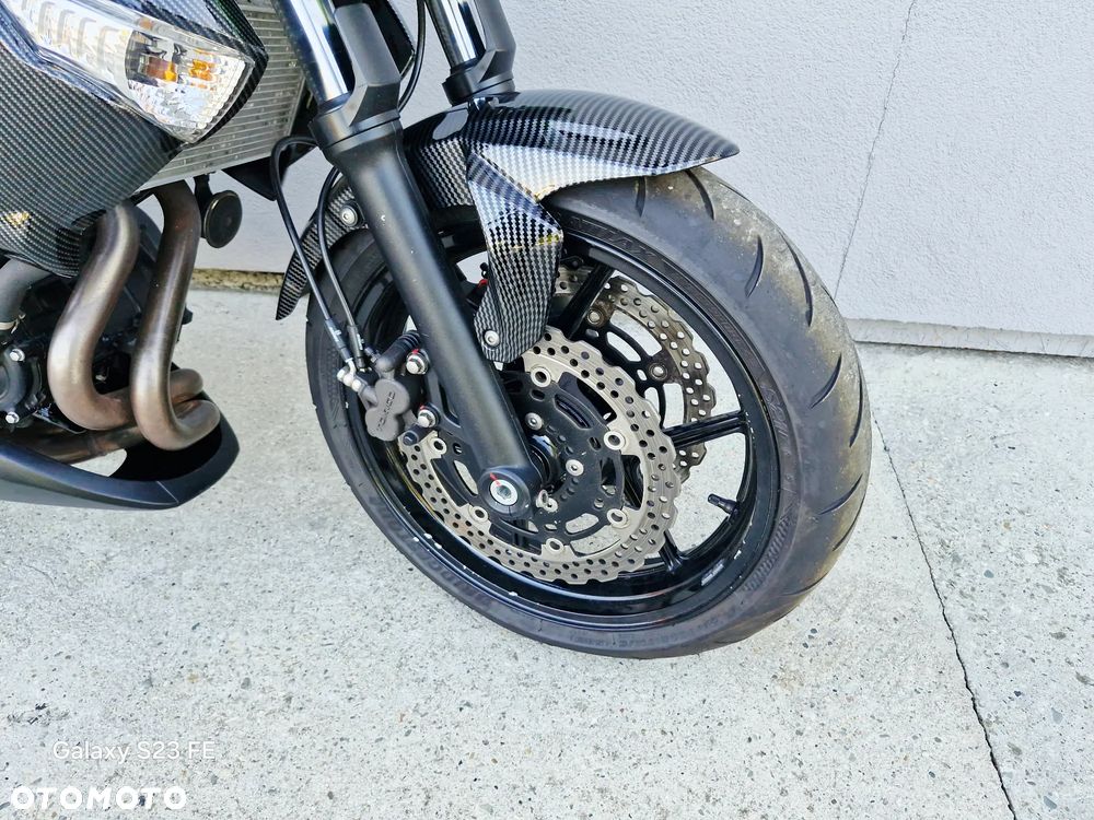 Kawasaki ER - 10