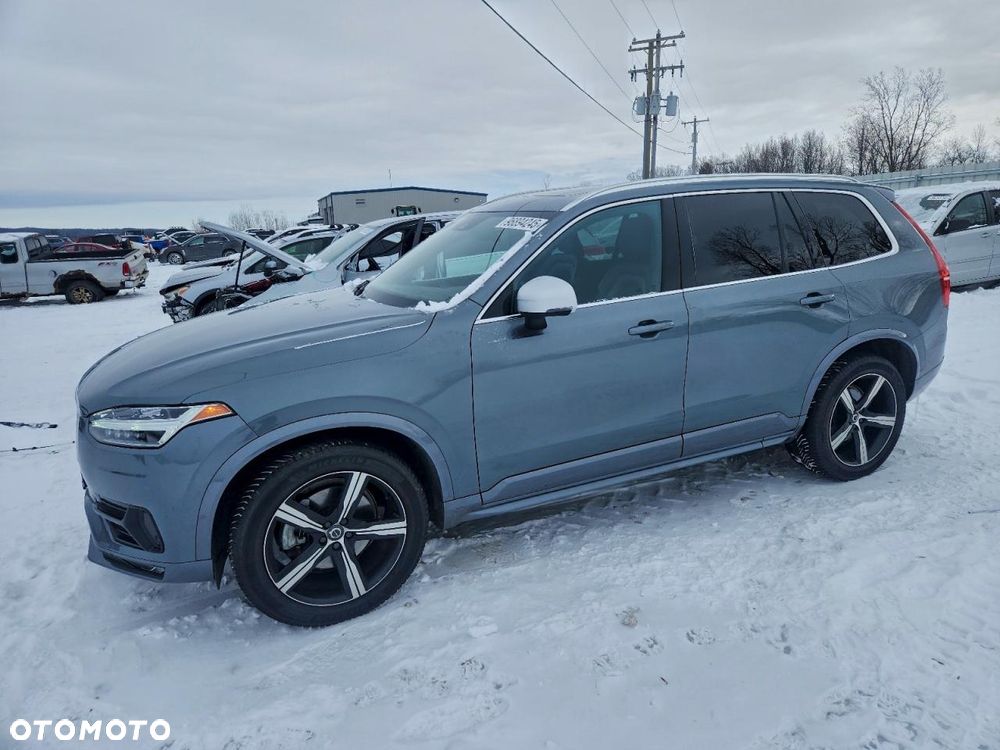 Volvo XC 90 - 1