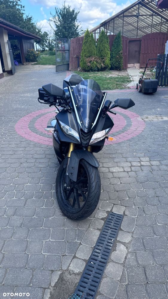 Yamaha YFZ - 2