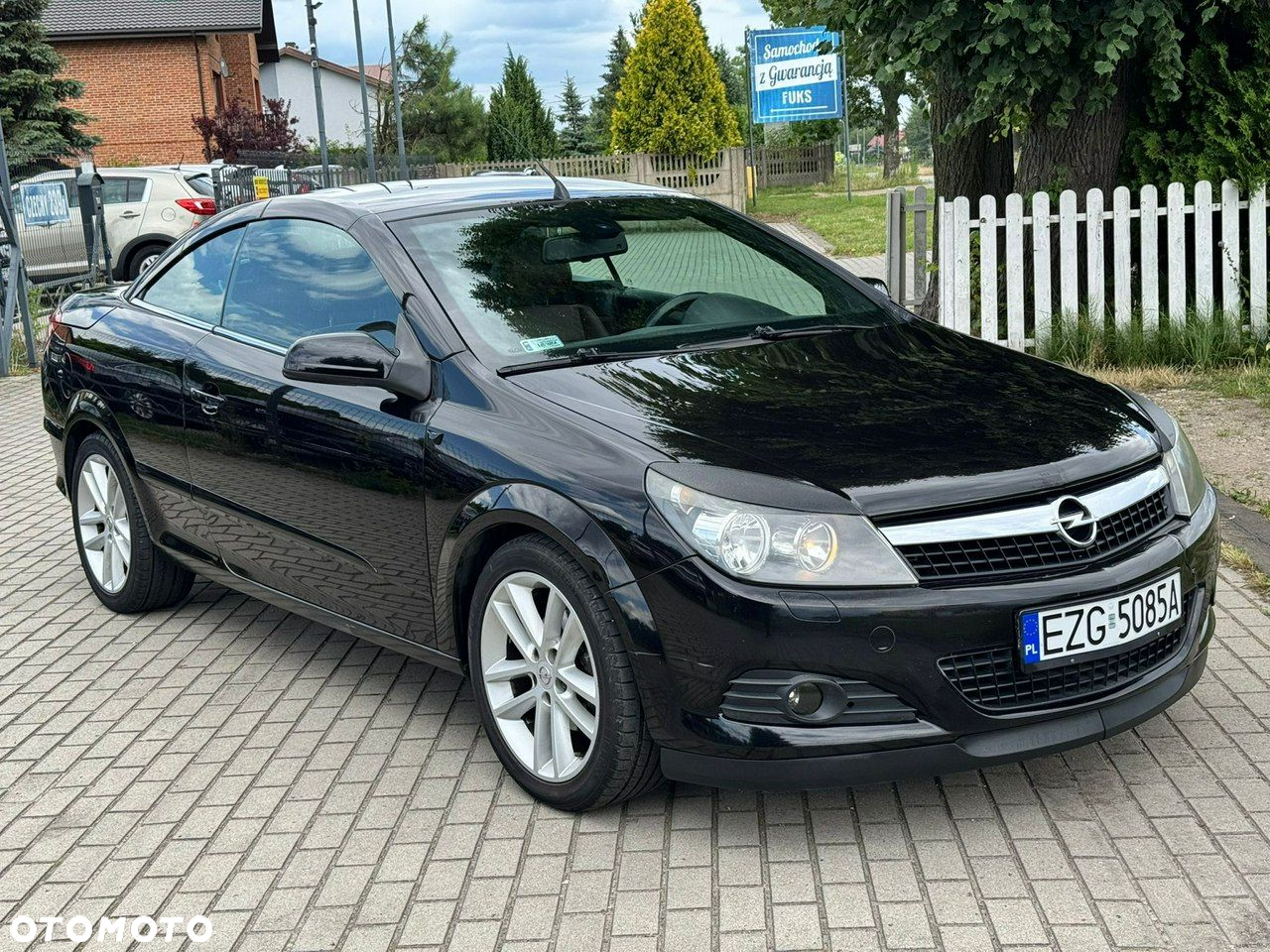 Opel Astra GTC 1.6 Cosmo - 9