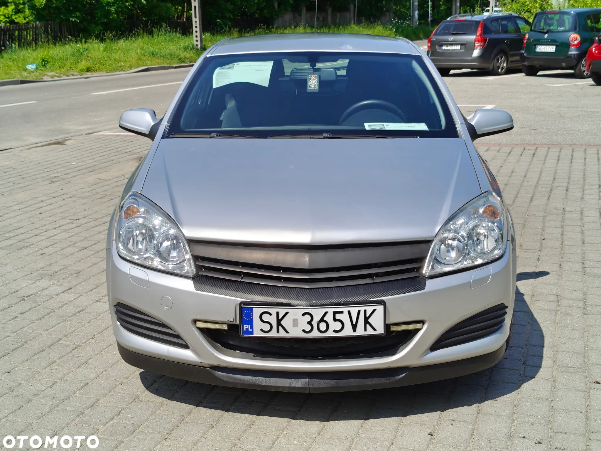 Opel Astra GTC 1.6 Cosmo - 11